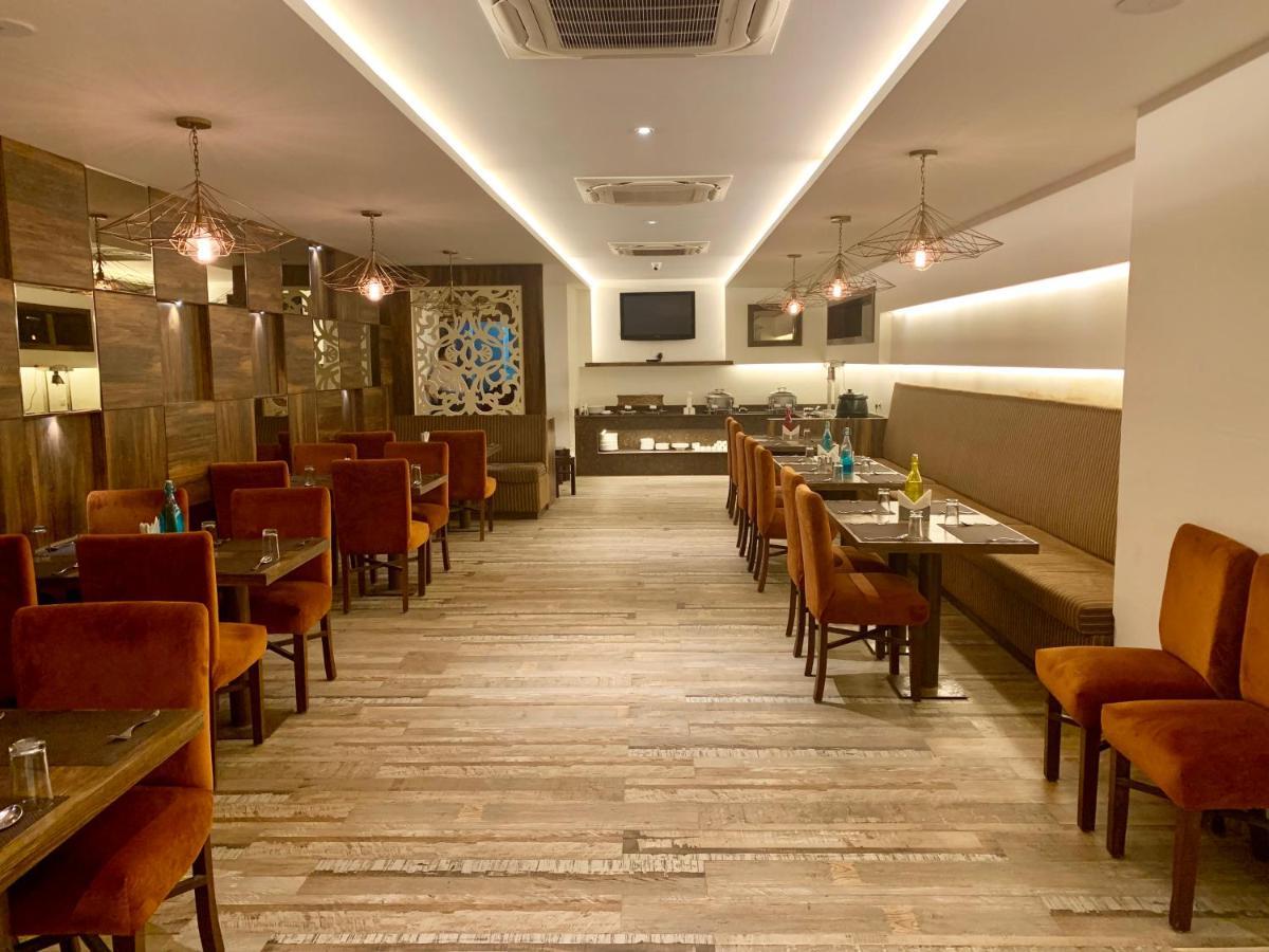 Hotel Amber Rudrapur Exterior foto